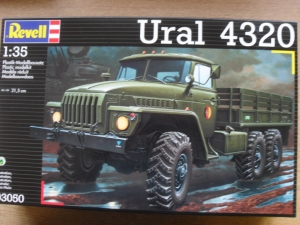 REVELL 1/35 03050 URAL 4320
